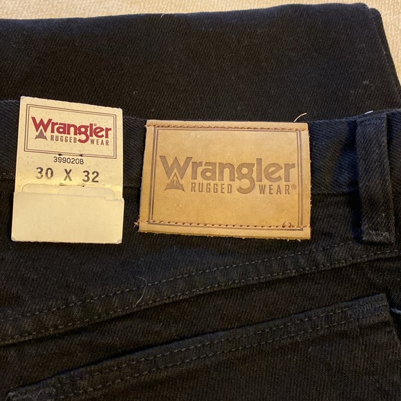 Wrangler high-rise straight leg pants, black size 30 - Picture 3 of 8
